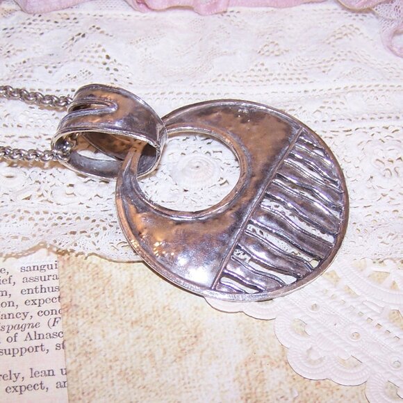 Vintage Silpada Sterling Silver Pendant - Unusual Circular Design - Picture 3 of 4